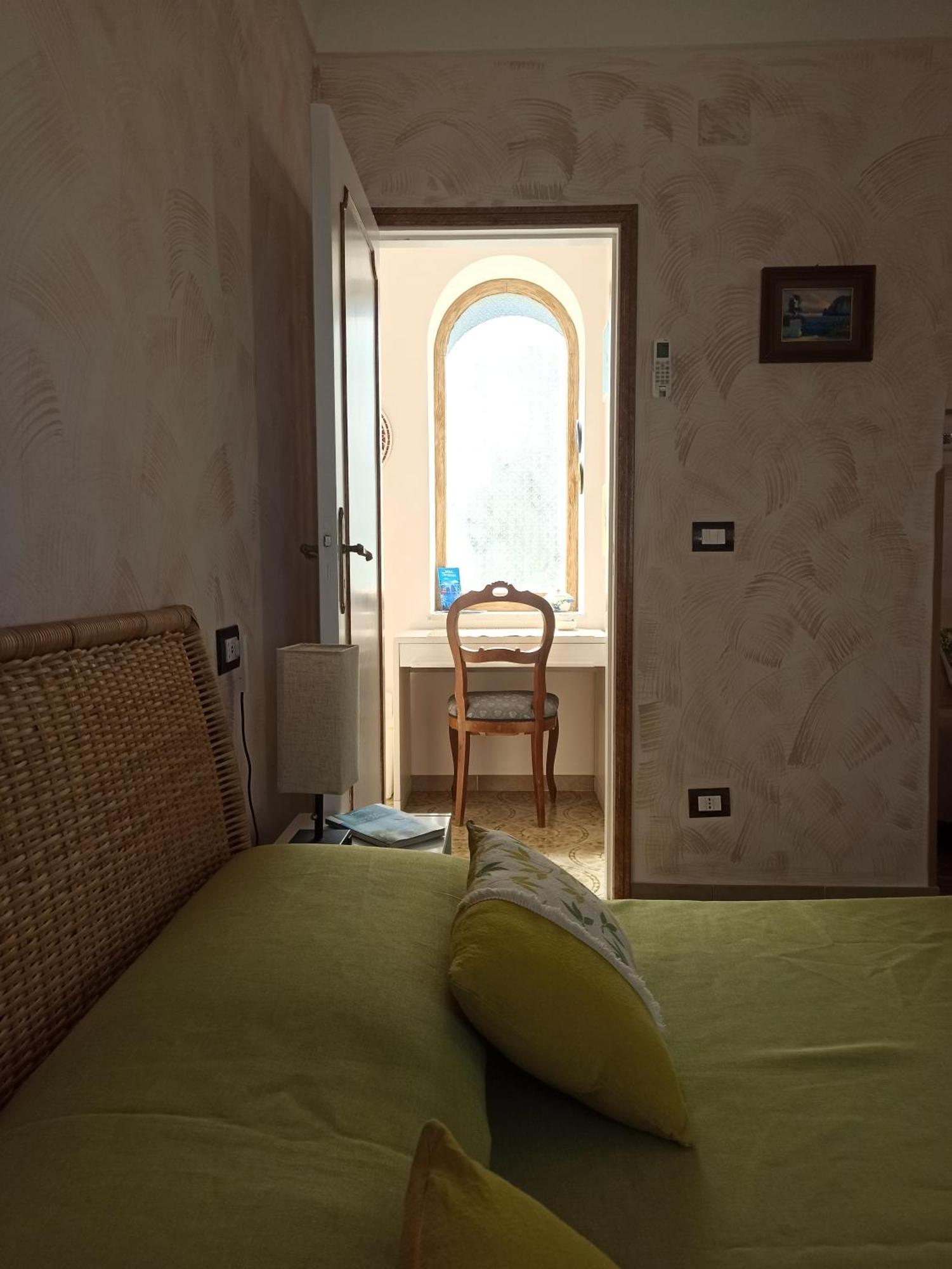 Villa Dei Fiori B&B 卡普里 外观 照片